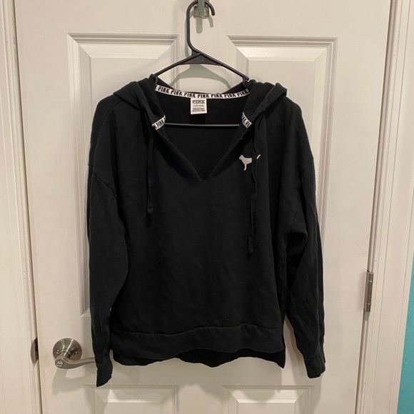 VS Pink Crop Hoodie - Picture 1 of 4